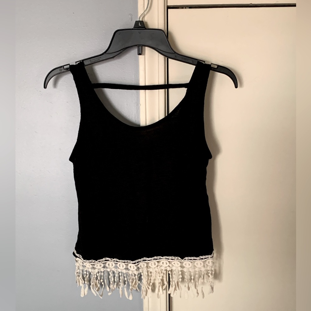 Rue 21: Crop top NWT!!!